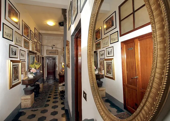 Condotta House Konukevi Floransa