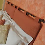 Condotta House 게스트하우스 *