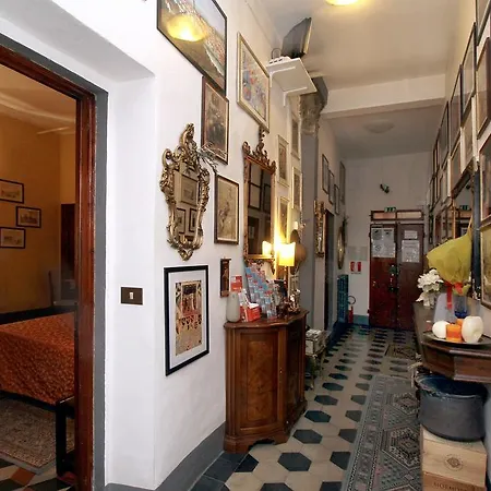 بيت ضيافة Condotta House